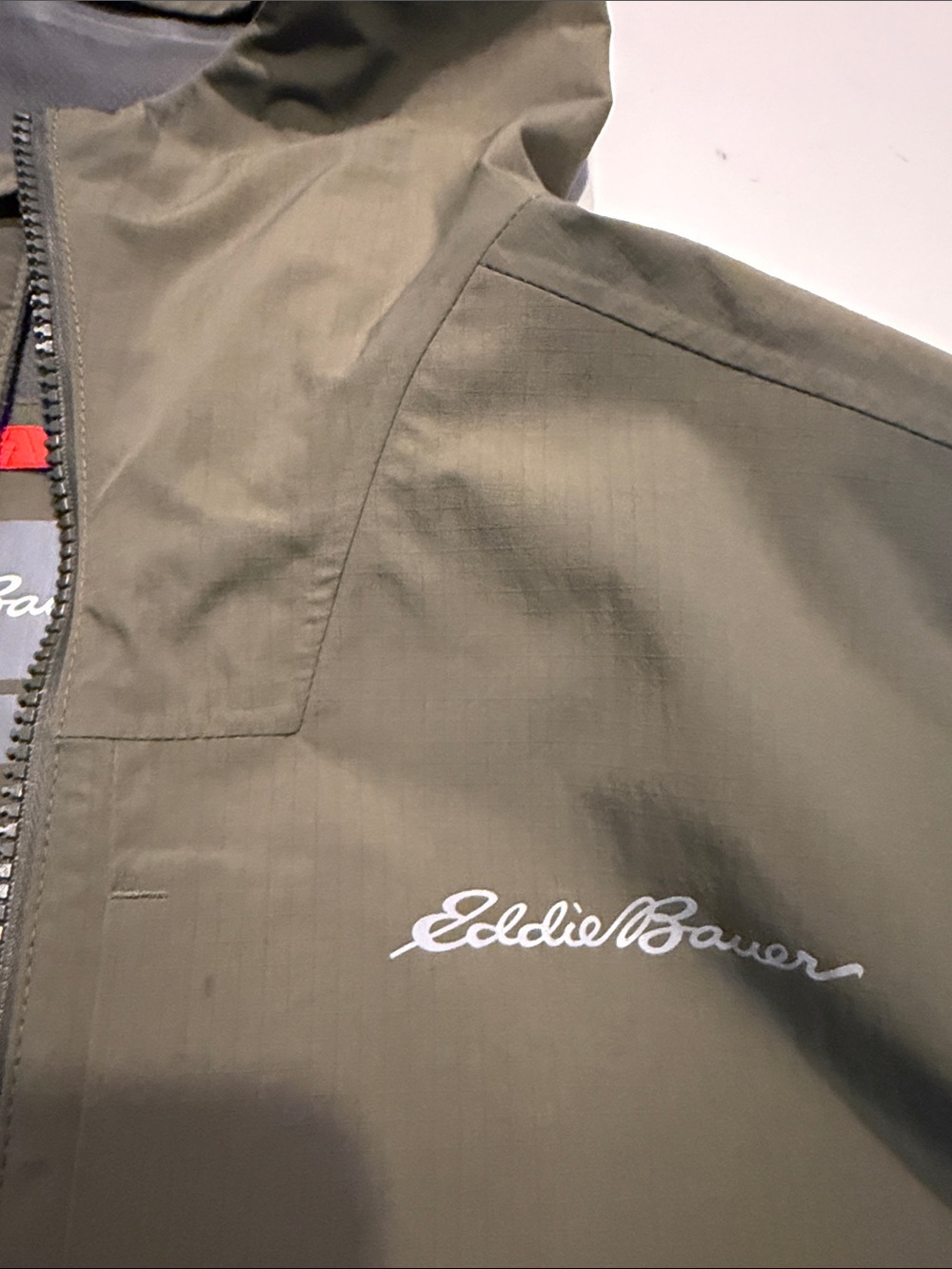 Eddie Bauer Olive Hooded Waterproof Shell Jacket - Picture 9 of 9